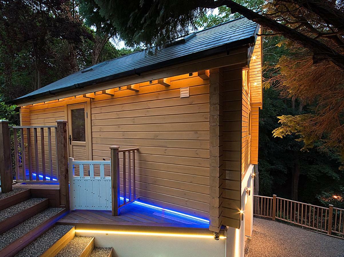 Alum Chine Log Cabin Villa Bournemouth Exterior photo